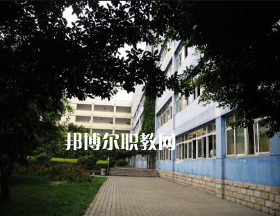 重慶2021年中專學(xué)校是什么意思