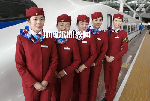 四川2021年女生讀鐵路學(xué)校學(xué)什么專業(yè)好