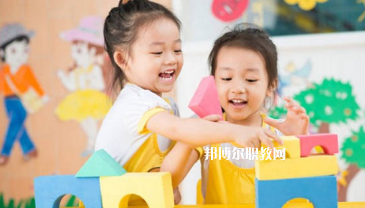 武漢2021年女生讀幼師學校好不好