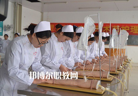 成都2021年哪些大專有衛(wèi)校