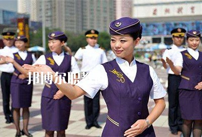 四川2021年女生讀什么鐵路學校好
