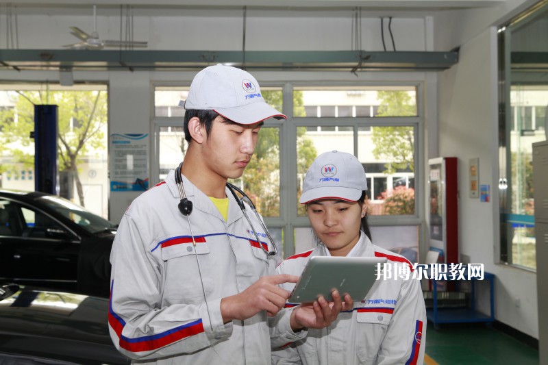 四川2021年有什么好的汽修學(xué)校
