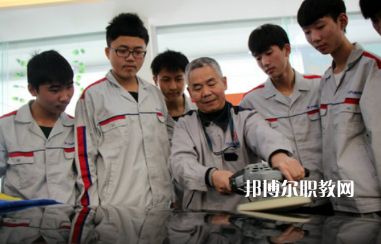 廣州2021年大專學校有哪些有汽修學校