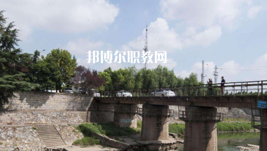 合肥2021年初中生讀鐵路學(xué)校好嗎