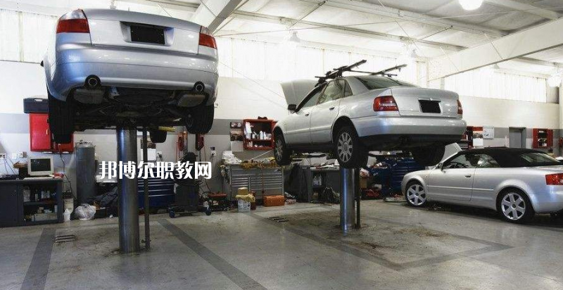 重慶2021年汽修學(xué)校學(xué)什么比較好