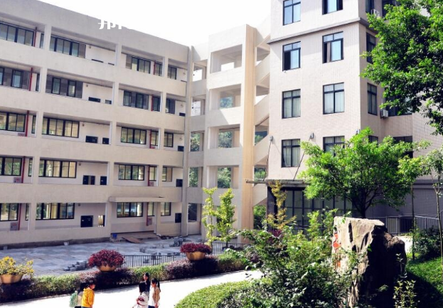 重慶2021年汽修學(xué)校什么時間招生