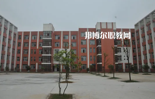 貴州2021年初中畢業(yè)可以去讀什么中專學(xué)校