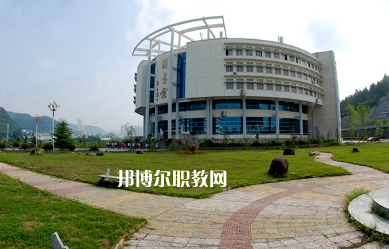 貴州2021年初中生能考中專嗎