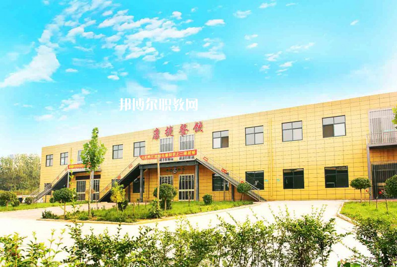 四川2021年初中生可以上中專嗎