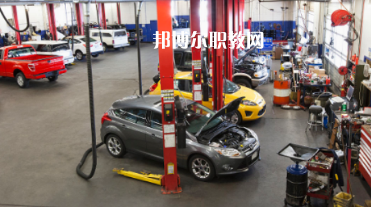 完成2021年汽修學(xué)校哪里比較好