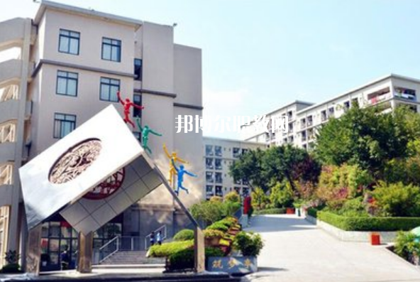 重慶2021年哪所中專學(xué)校比較好