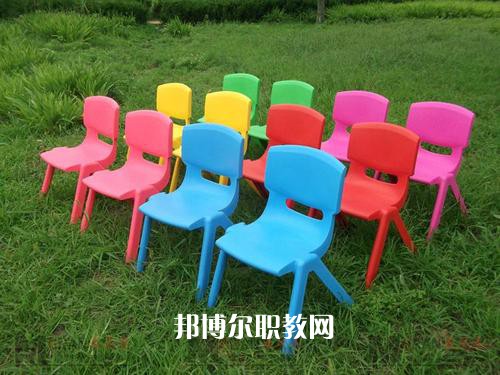 成都2021年讀什么幼師學(xué)校有前途