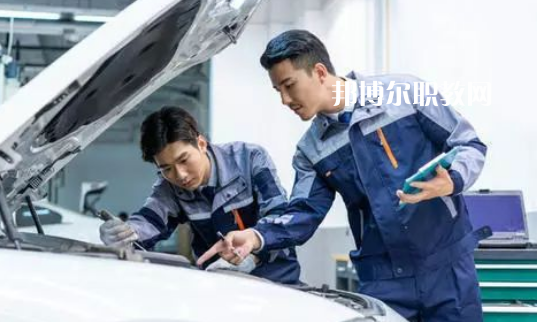 貴州2021年初中畢業(yè)想讀中專