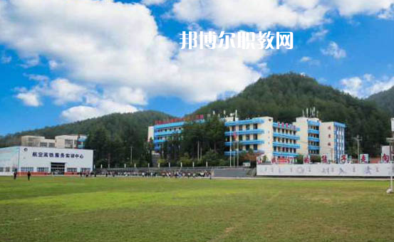 貴州2021年初中畢業(yè)可以讀中專嗎