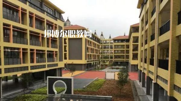 四川2021年初中生怎么上中專
