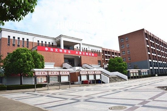四川2021年初中生可以讀中專嗎
