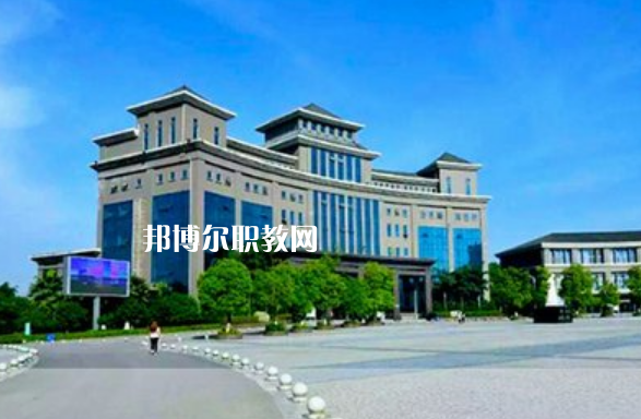 重慶2021年上中專學(xué)校需要什么證件