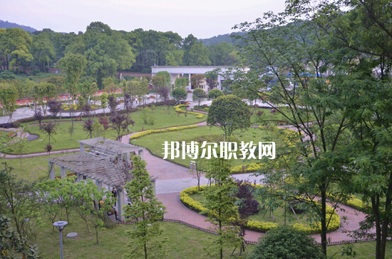 重慶2021年汽修學(xué)校包分配嗎