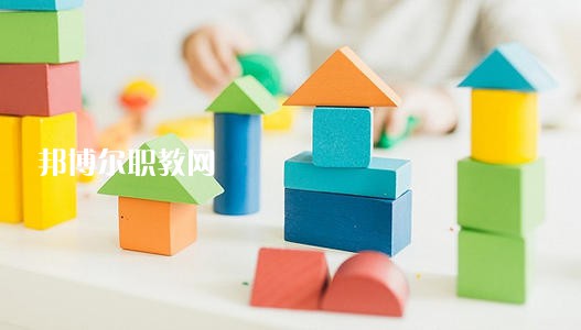 成都2021年幼師學(xué)校學(xué)什么好