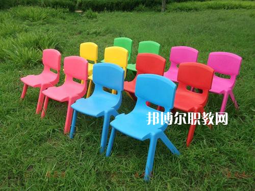 成都2021年幼師學(xué)校是學(xué)什么的