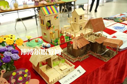 成都2021年幼師學(xué)校是什么