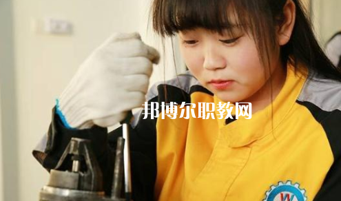 浙江2021年女生學(xué)汽修學(xué)校有前途嗎