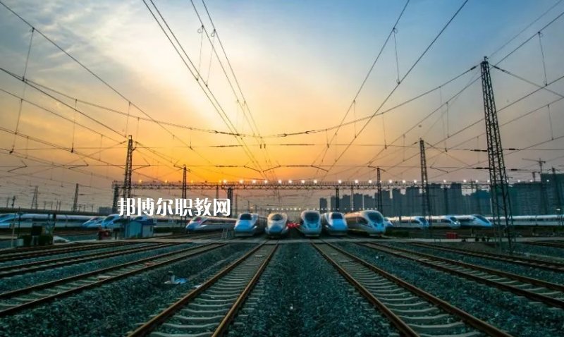 貴州2021年初中生能讀什么鐵路學(xué)校