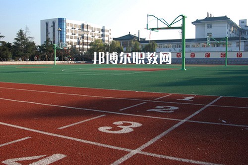揚(yáng)州生活科技學(xué)校怎么樣、好不好