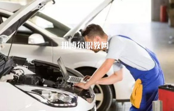 重慶2021年男生上中專學(xué)校學(xué)什么專業(yè)好