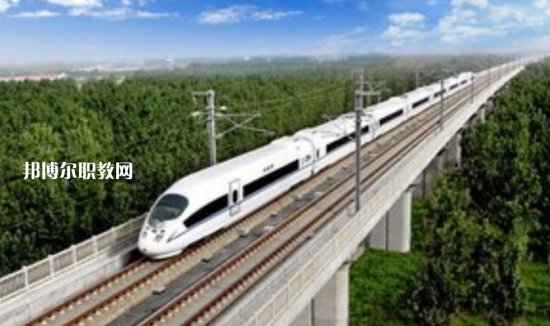 重慶2021年男生上中專學(xué)校學(xué)什么好