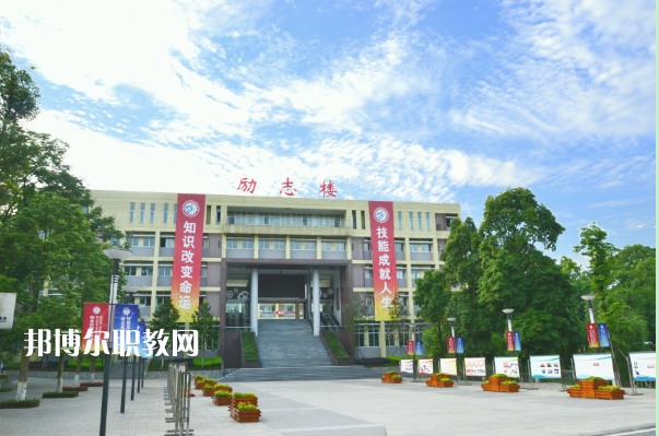重慶2021年女生學(xué)幼師學(xué)校