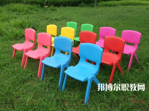成都2021年什么幼師學(xué)校有前途