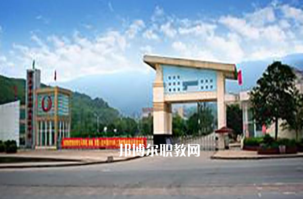 重慶2021年女生學(xué)什么中專學(xué)校好