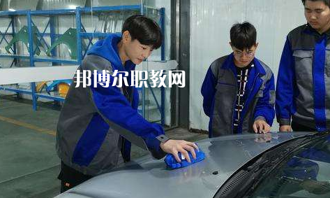 浙江2021年初中生女生讀什么汽修學(xué)校好