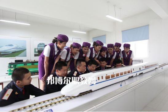 甘肅2021年男生上軌道交通學(xué)校學(xué)什么好