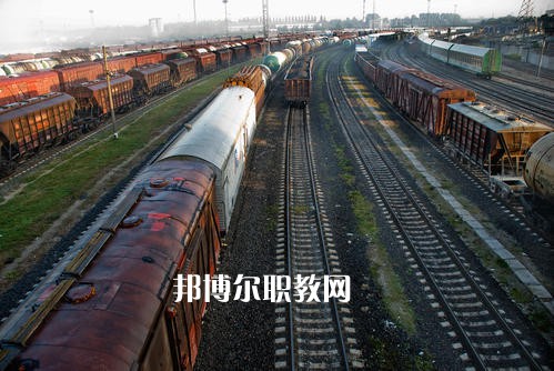 四川2021年鐵路學(xué)校學(xué)費(fèi)多少