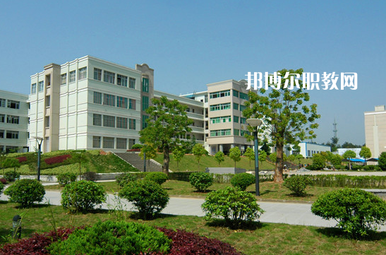 云和縣中等職業(yè)技術(shù)學(xué)校