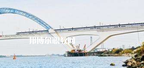 合肥2021年男生讀鐵路學(xué)校有前途嗎