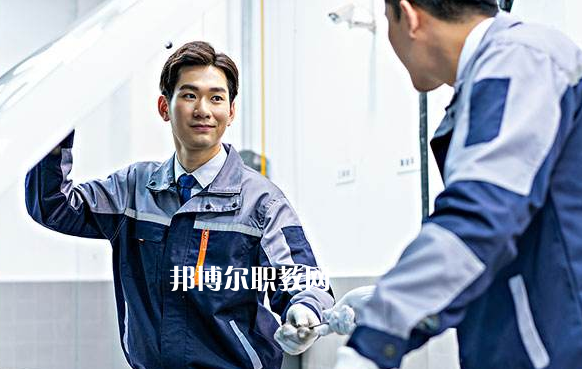 浙江2021年初中生讀汽修學校好嗎