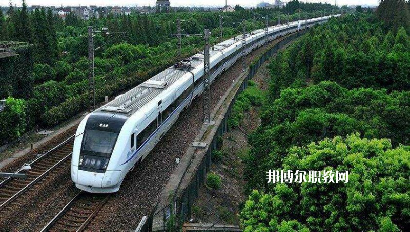 廣西2021年鐵路學(xué)校報(bào)名方式