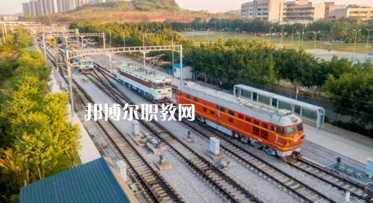 貴州2021年女生讀鐵路學(xué)校好不好
