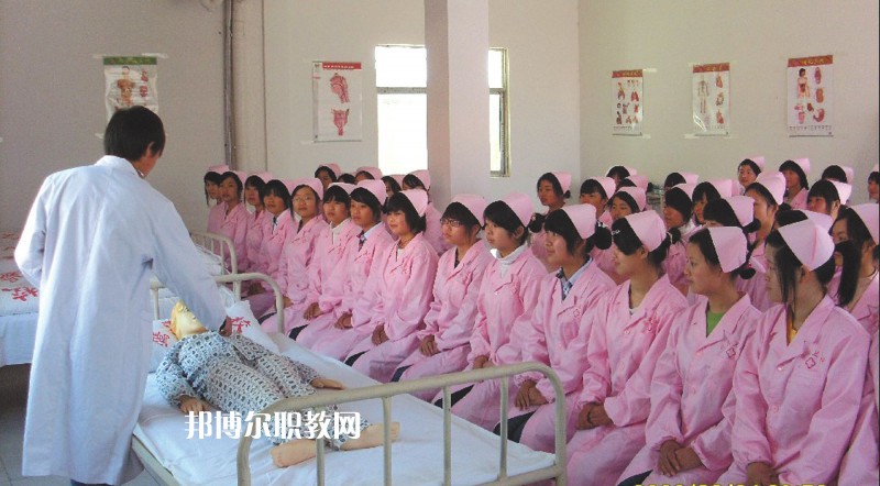 陜西2021年女生學(xué)衛(wèi)校好找工作嗎