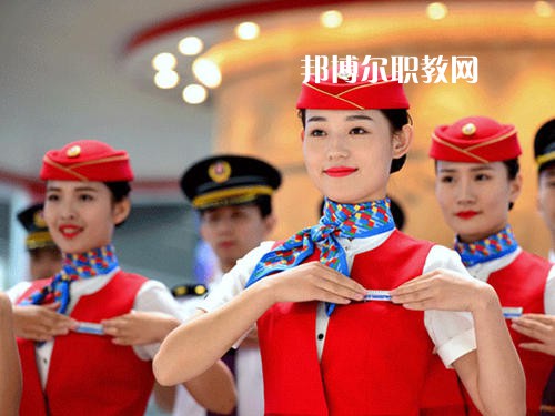 成都2021年哪些大專學(xué)校的汽修學(xué)校好
