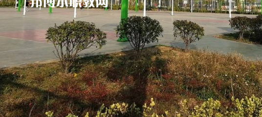 合肥2021年女生上什么鐵路學(xué)校比較好
