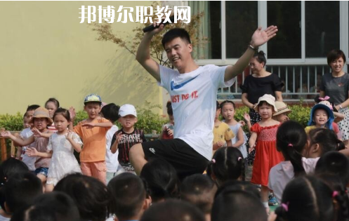 重慶2021年男生可以讀幼師學校嗎