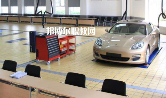 浙江2021年去汽修學校學什么專業(yè)好