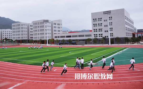 四川2021年中專學(xué)校是干什么的