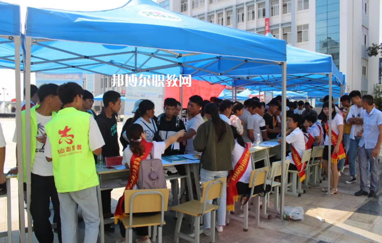 硯山縣民族職業(yè)高級中學(xué)怎么樣、好不好