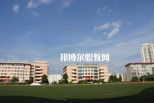 曲靖麒麟職業(yè)技術(shù)學(xué)校2021年報(bào)名條件、招生要求、招生對(duì)象