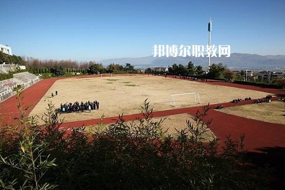 大理州財(cái)貿(mào)學(xué)校2021年報(bào)名條件、招生要求、招生對象